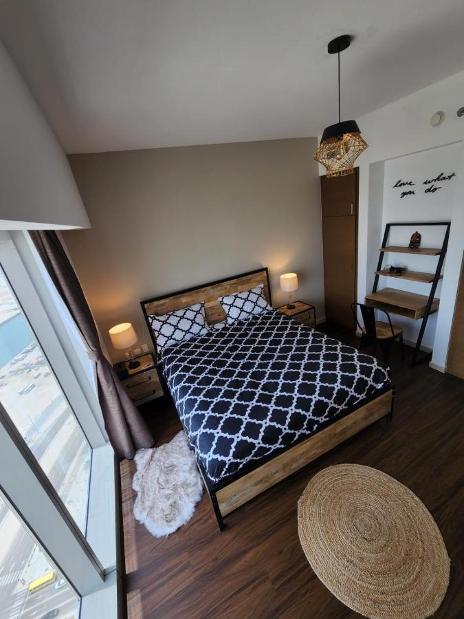 Cozy 1Br In Iconic Tower Apartment Abu Dhabi Luaran gambar