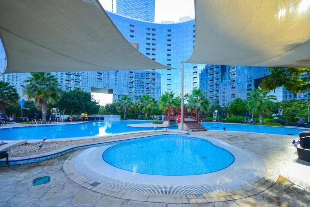Cozy 1Br In Iconic Tower Apartment Abu Dhabi Luaran gambar